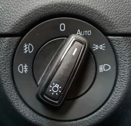 Skoda Octavia cena 59900 przebieg: 87749, rok produkcji 2019 z Łódź małe 407